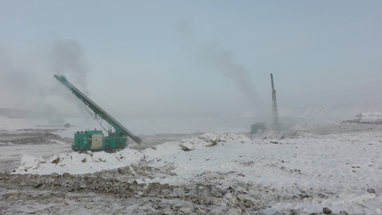 就算雪窖冰天，万丈玄冰，他们仍旧创造事业