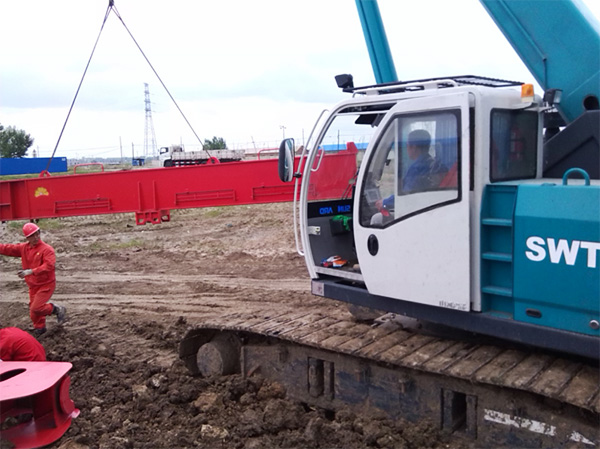 油田好副手——k豆钱包智能伸缩臂履带起沉机