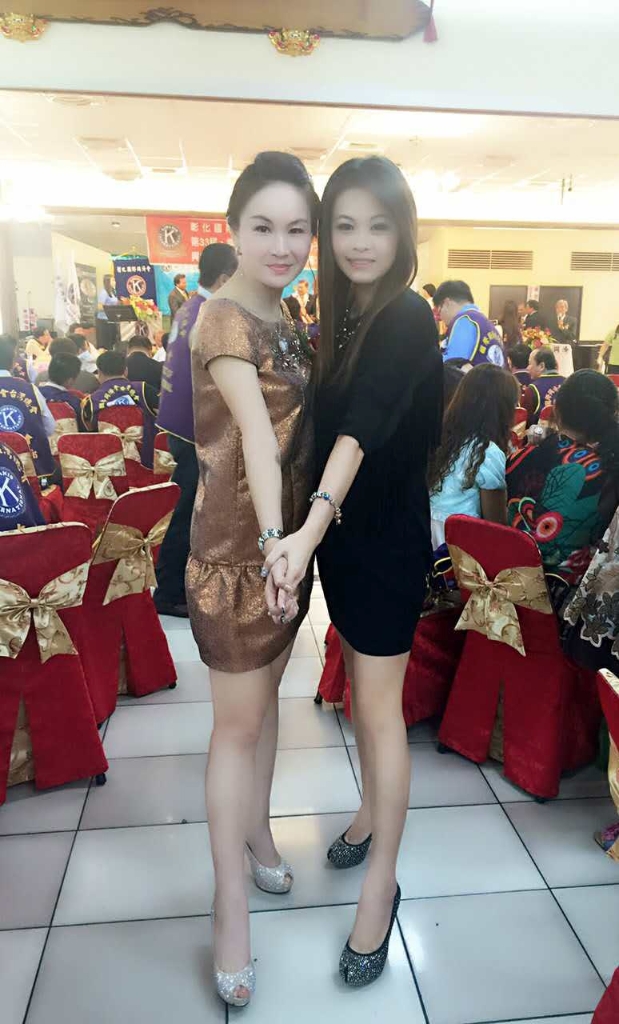 29天清一百吨垃圾，正妹靓机壮丽环岛行