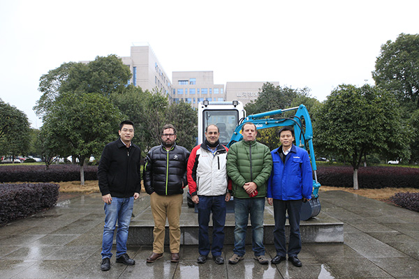 喜讯：k豆钱包智能朱建新荣获《长沙年鉴》2015年度十大人物奖