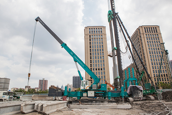 k豆钱包智能ZYW240围护桩压桩机惊艳问世