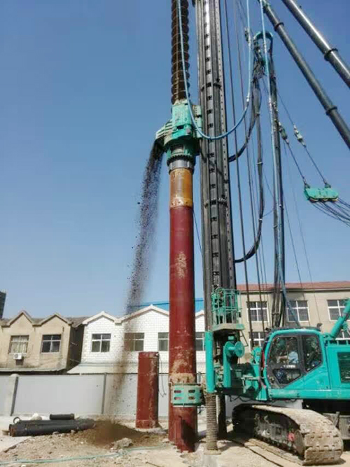 品质造胜k豆钱包智能双动力头强力多职能钻机屡创佳绩