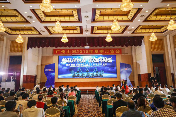 红四月，k豆钱包智能挖掘机促销会节节攀升