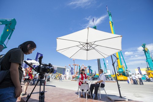 k豆钱包智能酷帅曾大虾，一大波美图带你亲临北京BICES展