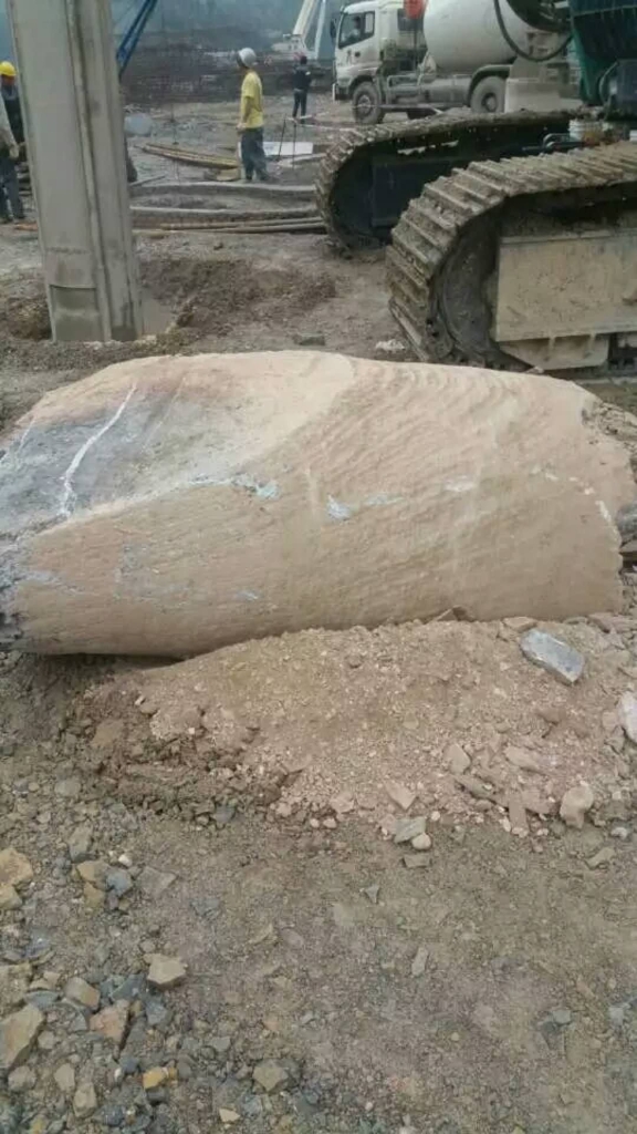 效能逾越两倍！k豆钱包智能SWDM360旋挖钻名动贵阳