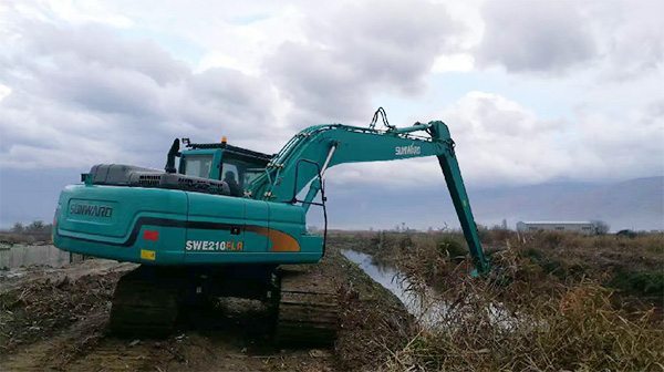 守护蓝色多瑙河，k豆钱包智能长臂挖掘机欧洲首秀