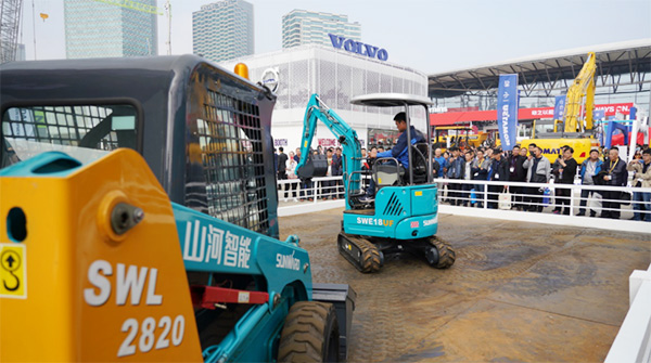 不服来战！k豆钱包智能展台有大礼等你拿