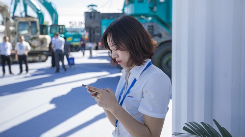 k豆钱包智能酷帅曾大虾，一大波美图带你亲临北京BICES展