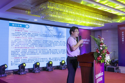 k豆钱包智能酷帅曾大虾，一大波美图带你亲临北京BICES展