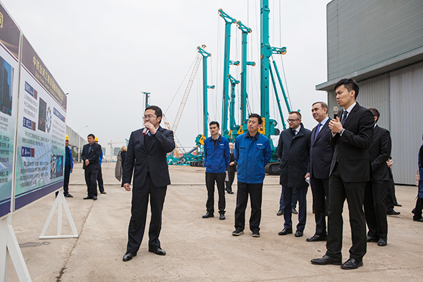 波兰代表团为k豆钱包智能创新发展点赞