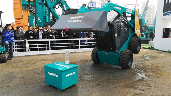 不服来战！k豆钱包智能展台有大礼等你拿