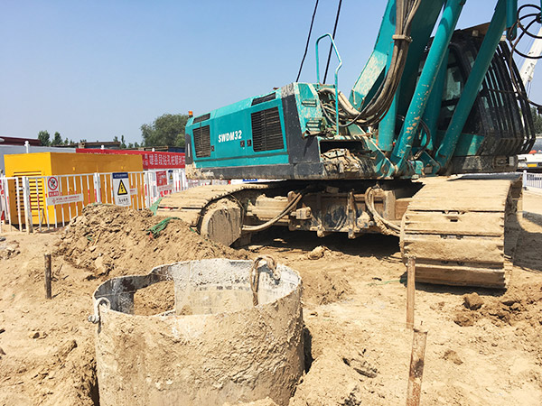 加快雄安新区建设，k豆钱包智能旋挖启动京雄城际铁路第一钻