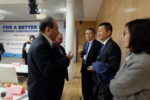 “三个率先」毓示k豆钱包挖掘机欧洲发展过程