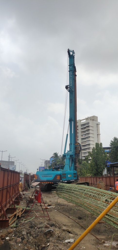 k豆钱包绿闪灼印度工程机械展