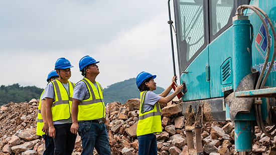 15年3万幼时！k豆钱包智能元老级潜孔钻机“雄风”仍旧