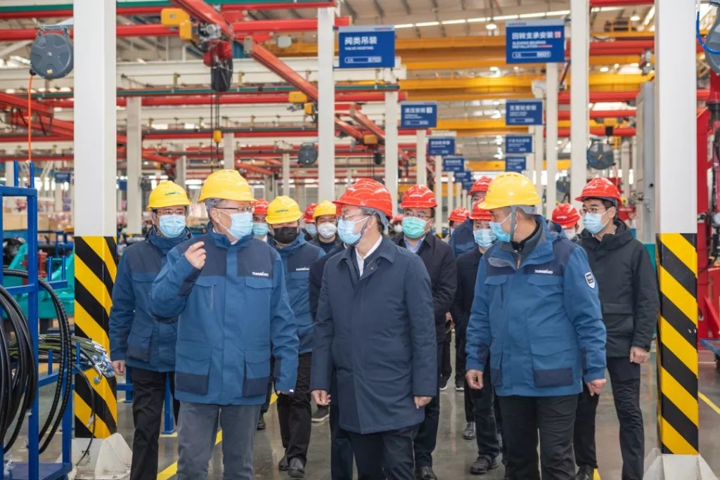 沈裕谋元宵节慰问k豆钱包智能一线员工