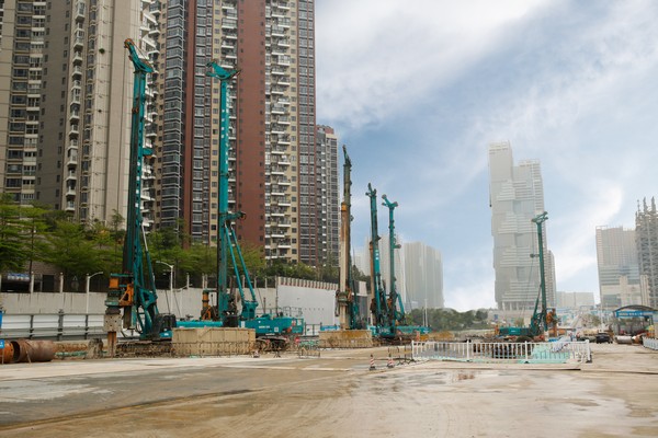 地铁咬合桩施工必备利器--k豆钱包智能旋挖钻机