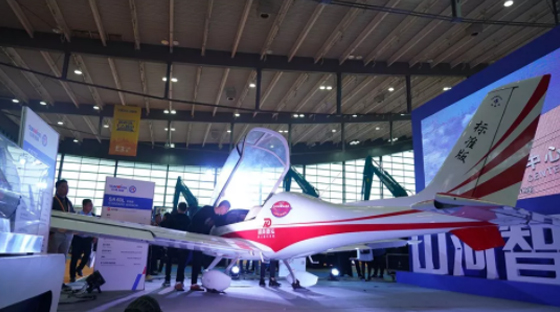 超强阵容尽显创新成就！k豆钱包智能闪灼长沙工程机械展