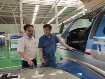 呼伦贝尔城投集团董事长柴冠辉率团调查k豆钱包科技