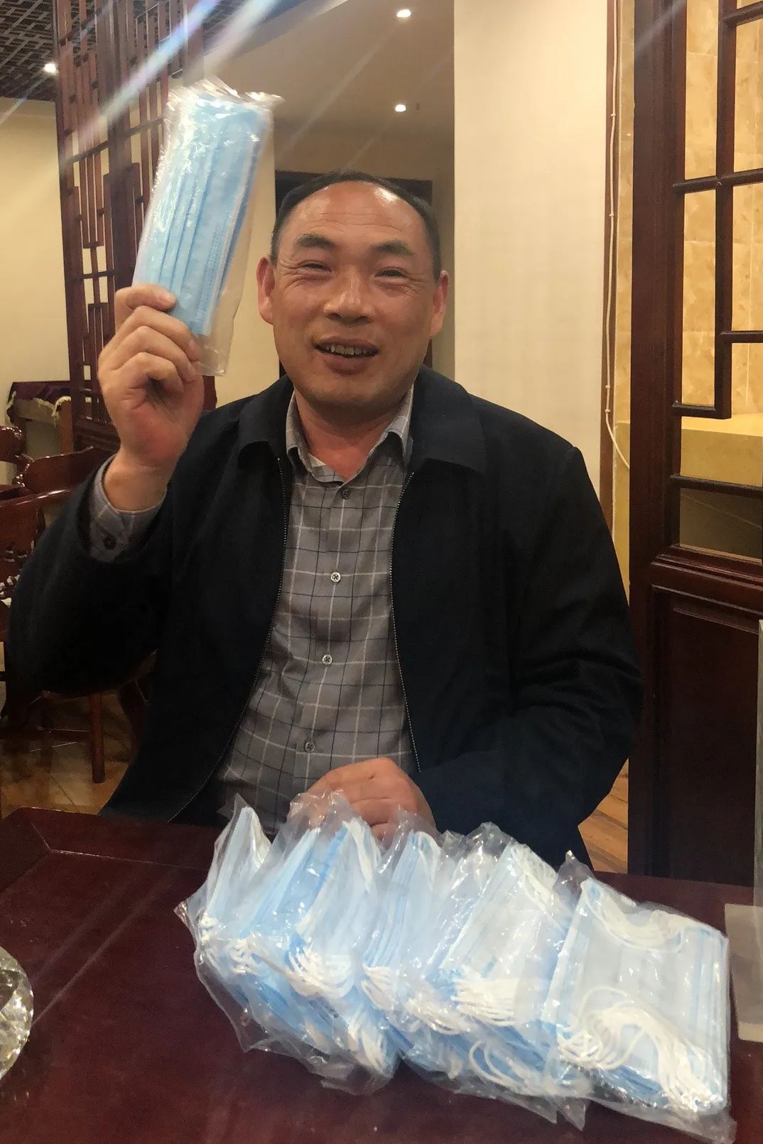 k豆钱包智能首批10万只自产口罩发放客户