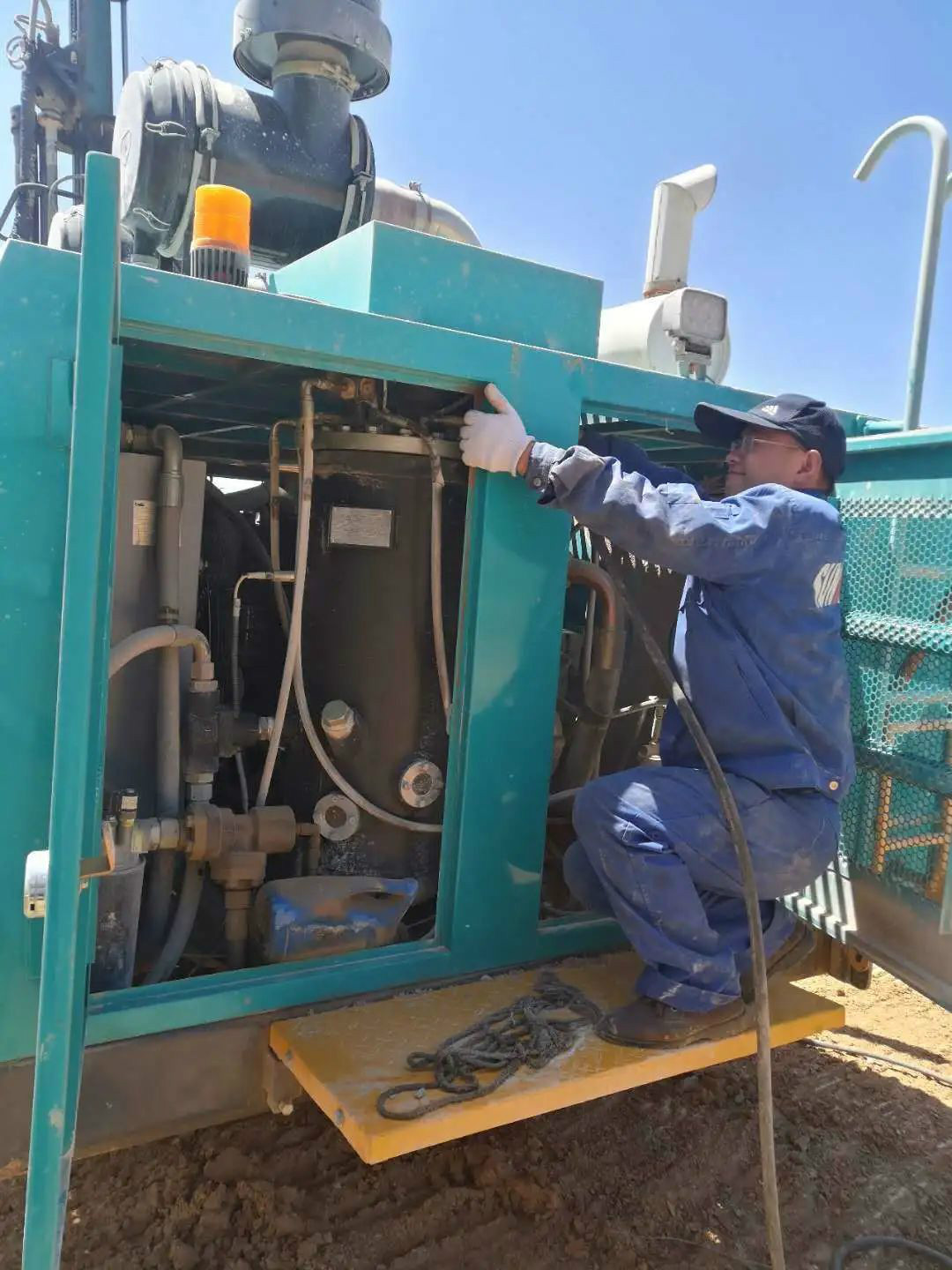 凿岩服务见缝插针 k豆钱包关爱无微不至——k豆钱包智能凿岩设备服务万里行活动走进甘肃平凉