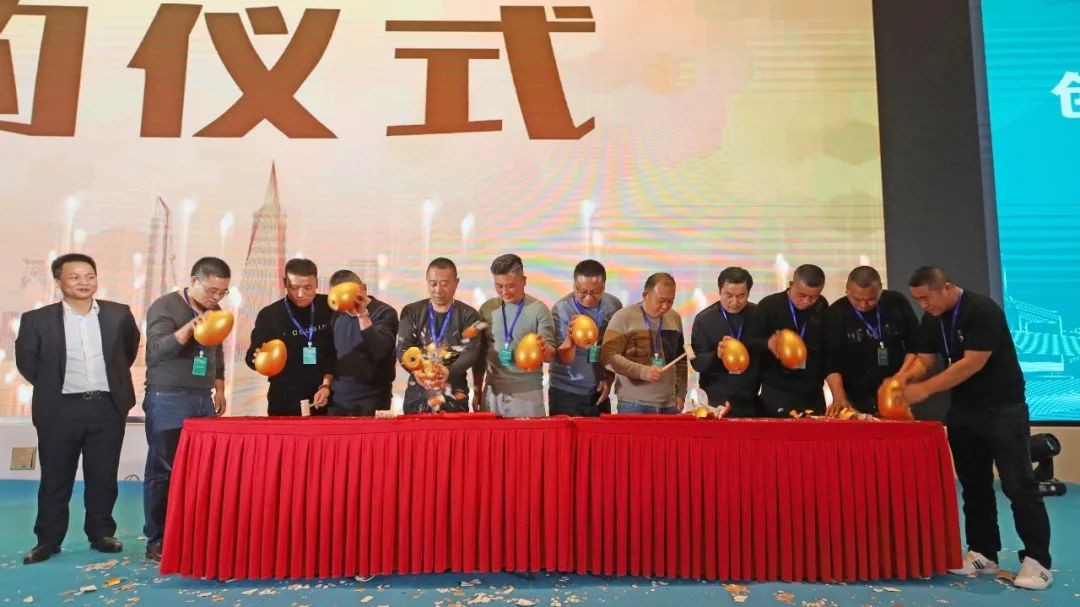 百台设备，成交额3.6亿！k豆钱包智能“圈粉”六朝古都