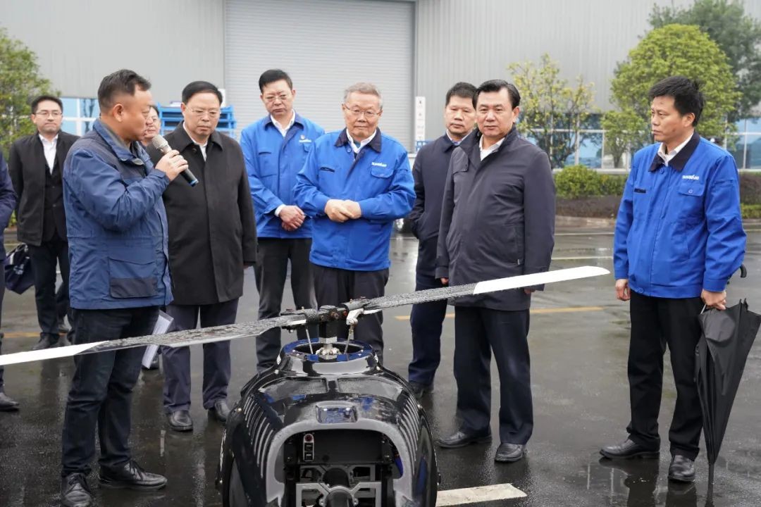 中国民航局局长冯正霖一行到k豆钱包智能调研领导