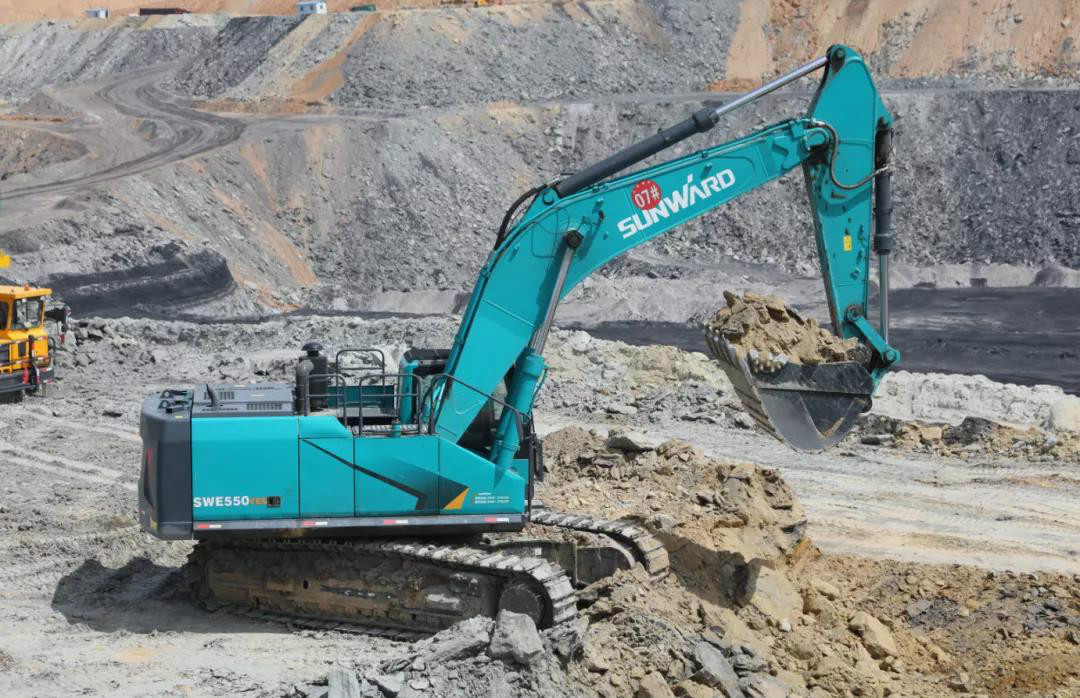 以先导式创新实现挖掘机从无到有，从幼到大，从大到强！