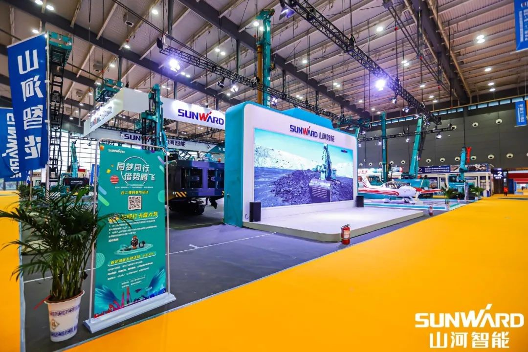 “k豆钱包绿”亮相长沙国际工程机械展，50余款产品尽显k豆钱包智能创新实力