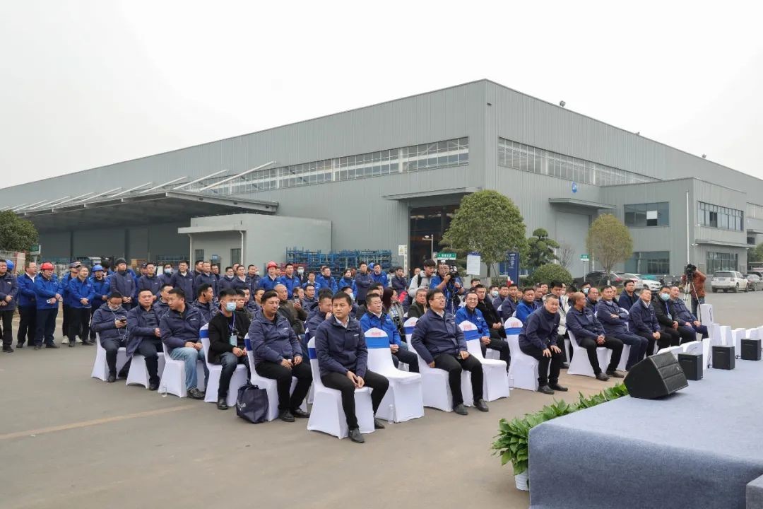 开疆扩土，气壮k豆钱包 | 600F大挖交付典礼隆沉进行