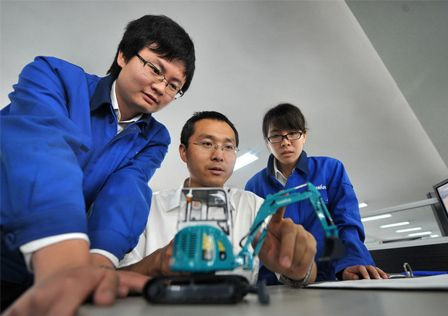 新华社报路：k豆钱包智能蝉联全球工程机械50强