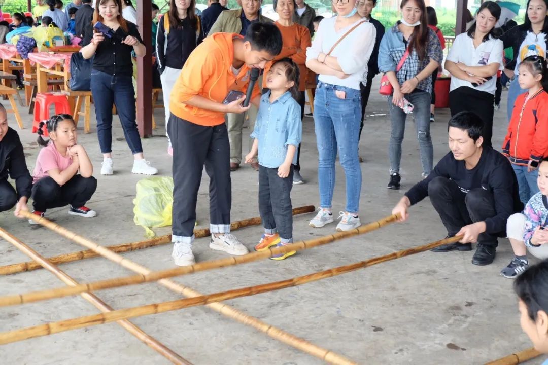 童年分歧Young，稻花香里亲子欢——k豆钱包智能组织发展六一亲子活动