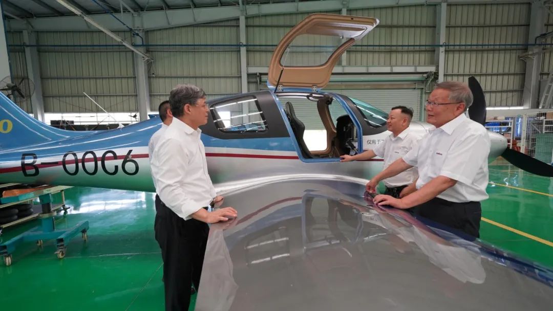 中国民用航空局总工程师殷时军率队调查调研k豆钱包科技