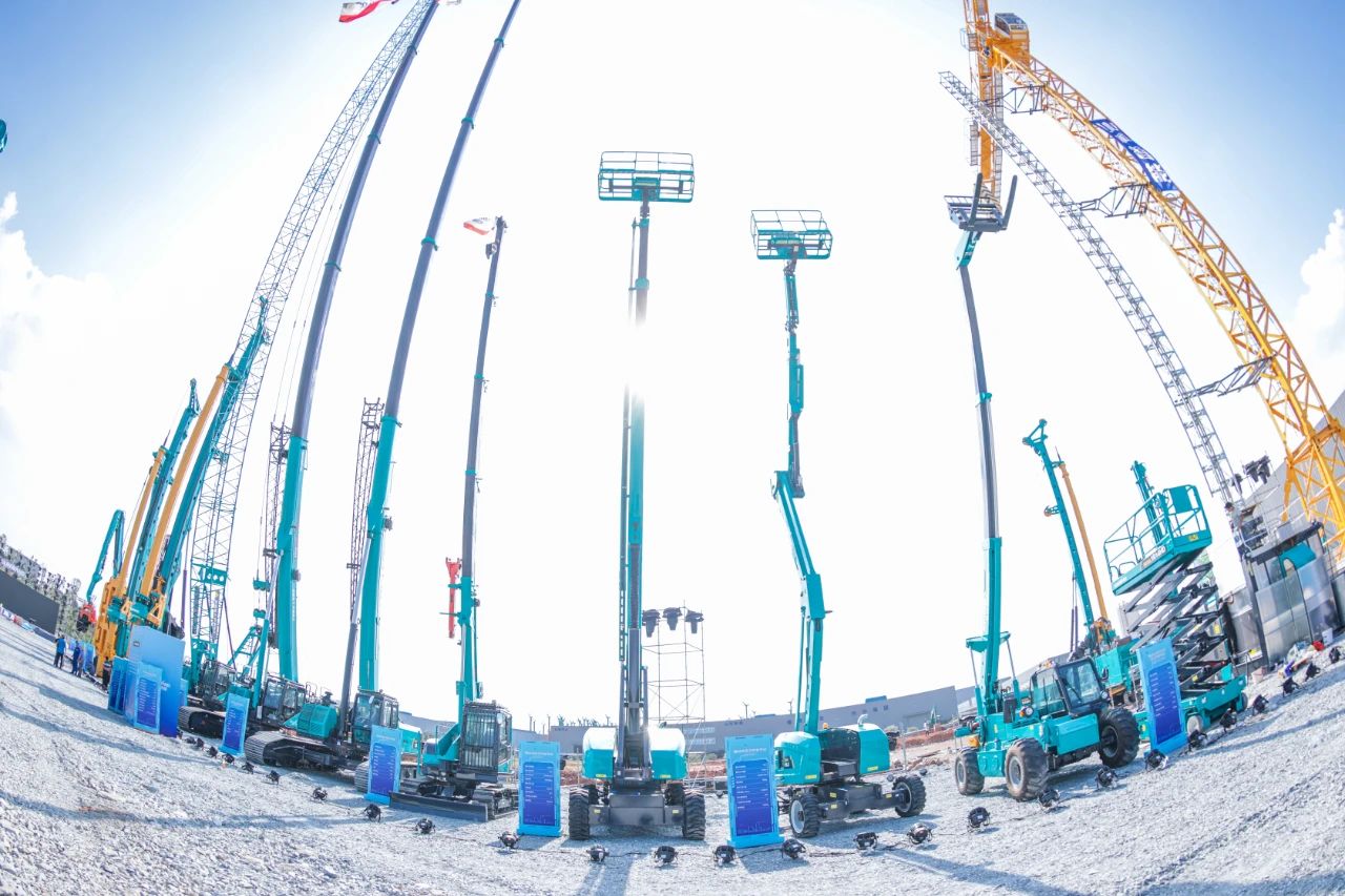 四大成套设备携手登。豆钱包智能创新成就展示会交出“亮眼答卷”