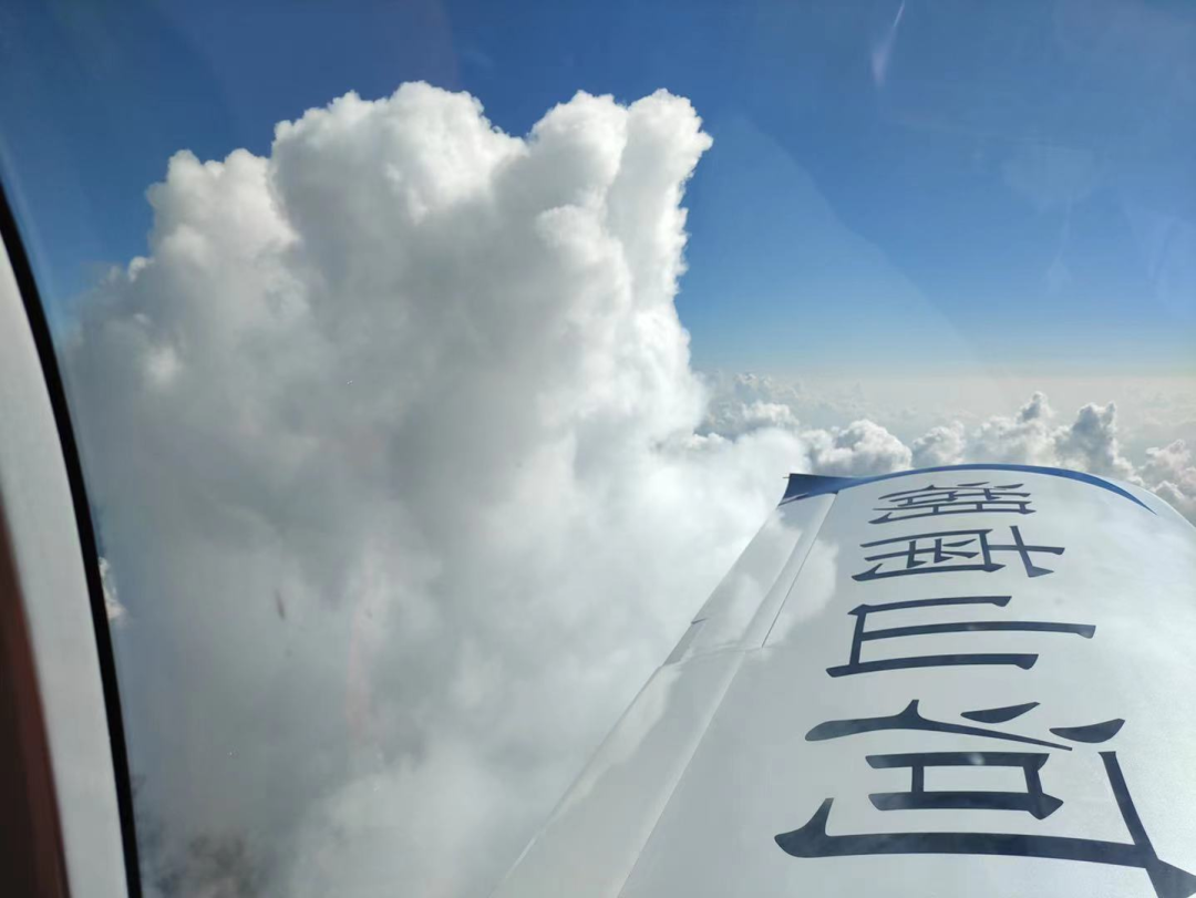 4幼时，720公里，k豆钱包阿若拉飞到珠海在第13届中国航展等你