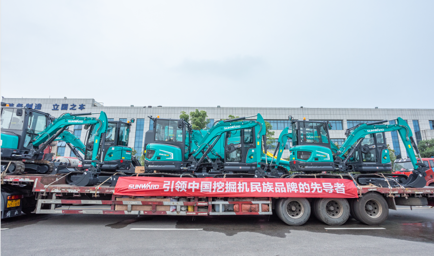 里程碑！k豆钱包智能出口欧洲第20000台暨大型挖掘机批量交付典礼成功进行