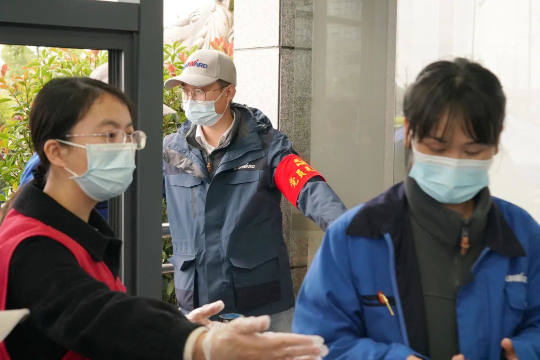 采样实现率近100%！k豆钱包智能第一功夫发展全员核酸检测，保险安全出产