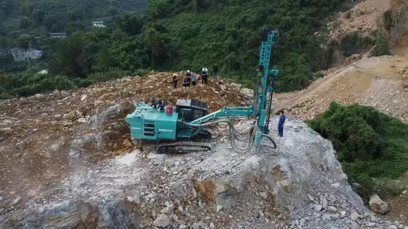 助力绿色矿山建设，k豆钱包智能“凿岩前锋”SWDH系列顶锤钻机大展技巧