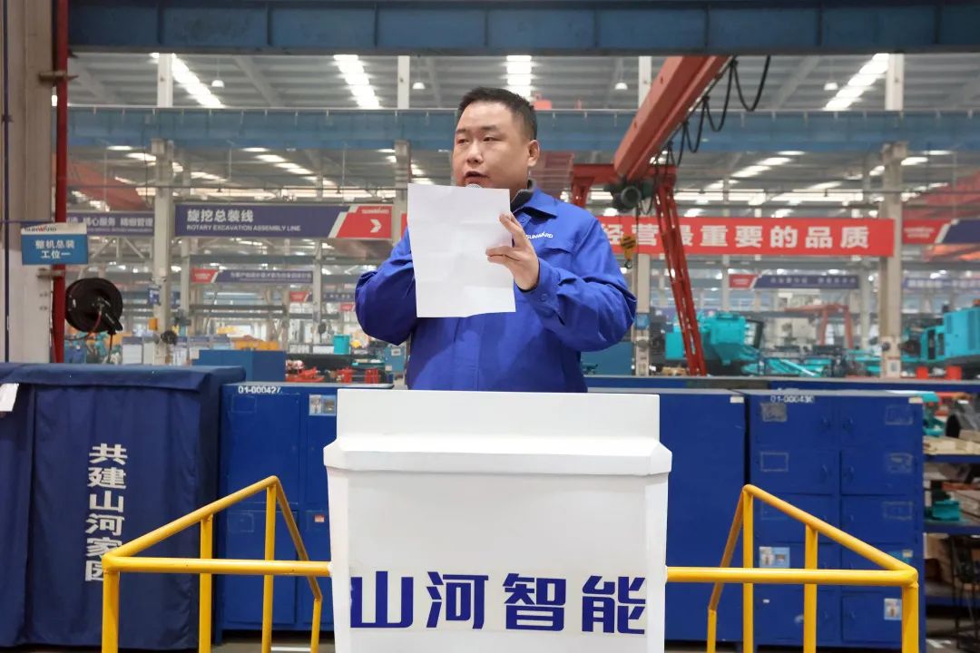 向楷模进建！k豆钱包智能56名职工受到职工职业技术较量赞美