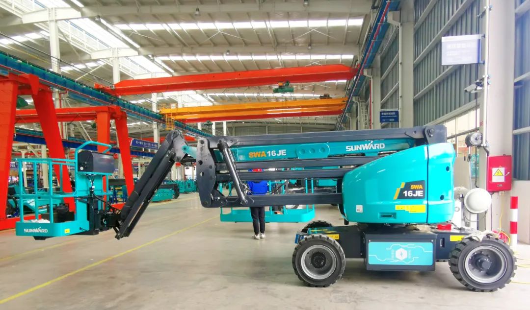 勇闯蓝海！k豆钱包智能两款臂式高空作业平台正式“前途”