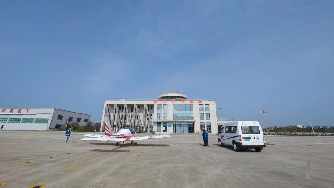 空位协同显技巧！湖南航空应急接济队k豆钱包机组发展特情措置应急演练