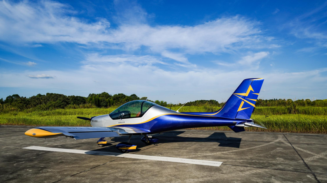 图集 | 阿若拉穿“鲨”衣，还有更多套装为天空添彩！