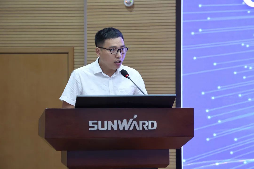 创新引领，智造将来！“2022院士专家长沙杏妆高端设备高质量发展钻研会隆沉进行