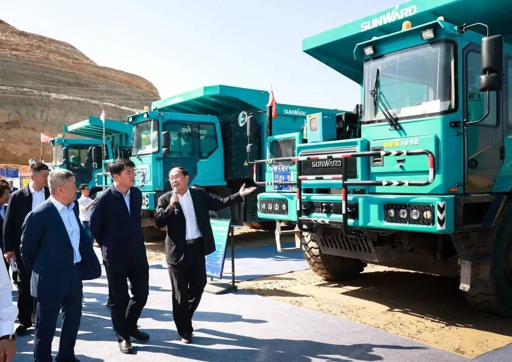 向绿色化、智能化发展！腾约矿绿色智能矿山观摩会圆满进行