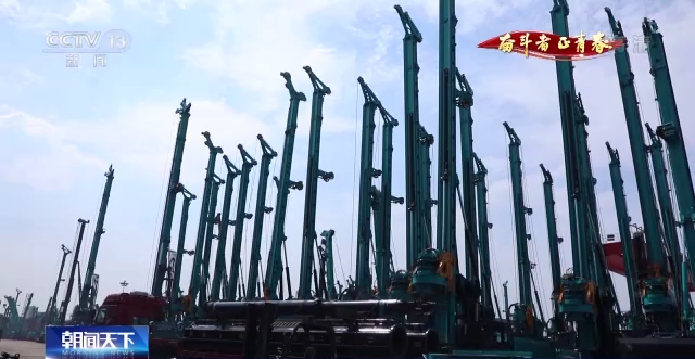 央视《奋斗者·正青春》 | 朱振新：励志创新 设备报国