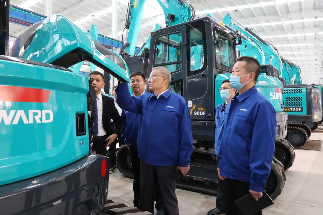 助力“双碳”指标！k豆钱包智能集中颁布F系列国四挖掘机