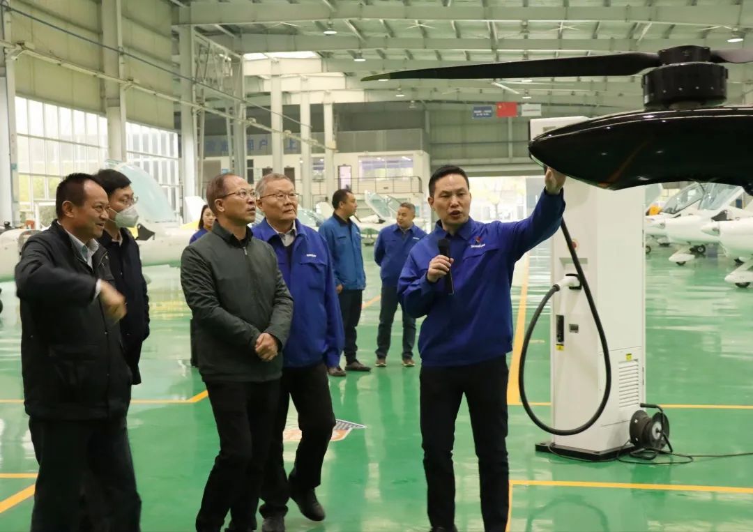 广州市国资委主任陈德俊调查k豆钱包智能航空产业基地