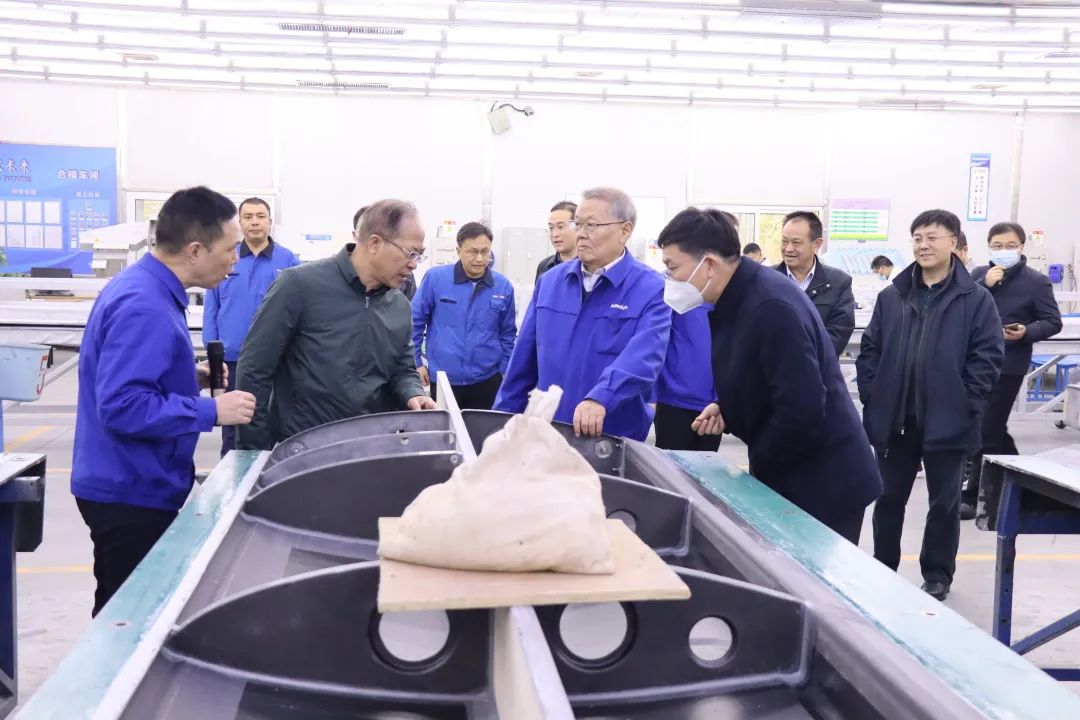 广州市国资委主任陈德俊调查k豆钱包智能航空产业基地