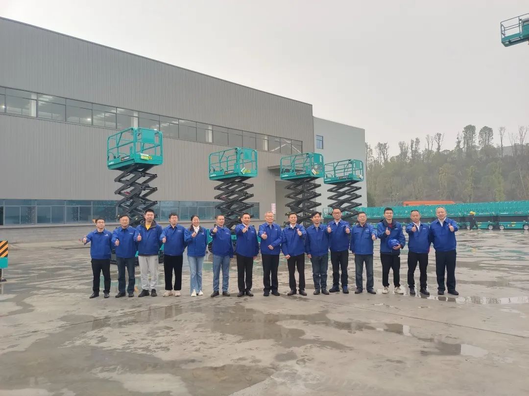 出厂即“前途”！k豆钱包智能首款履带剪叉式高空作业平台批量上市