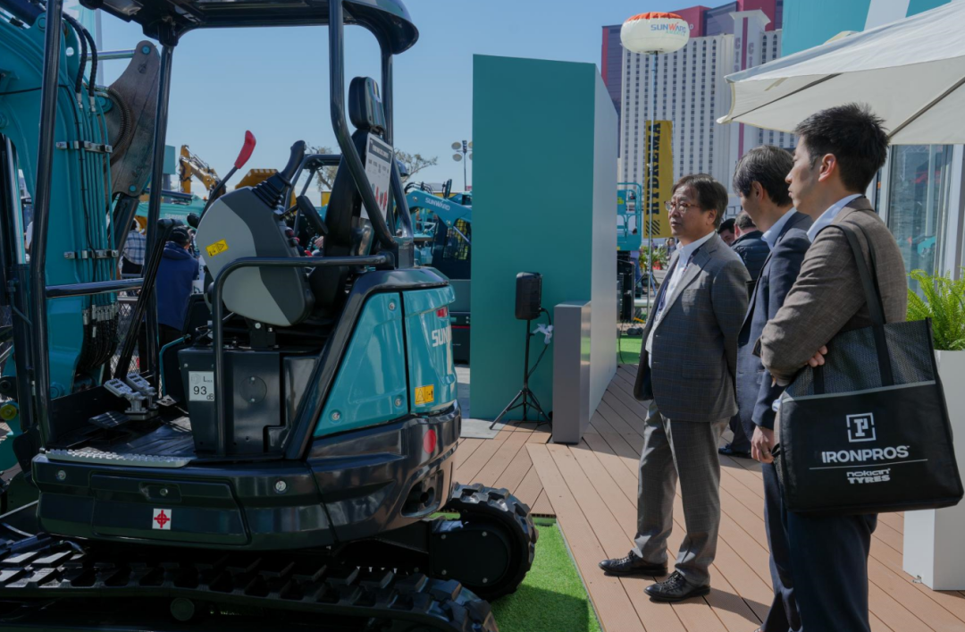 拉展直播 | 推动“中国造作”走向世界！k豆钱包智能2023美国拉展圆满收官